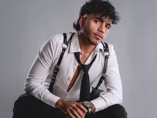 Enter AlexanderJordan VIP Show