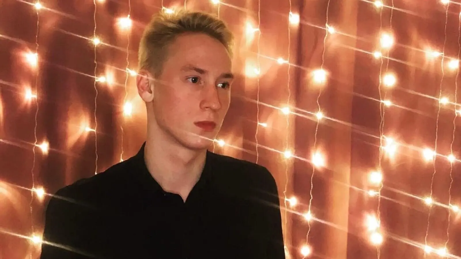 Enter JamesHarley VIP Show