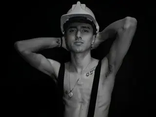 Enter TonnyCarter VIP Show