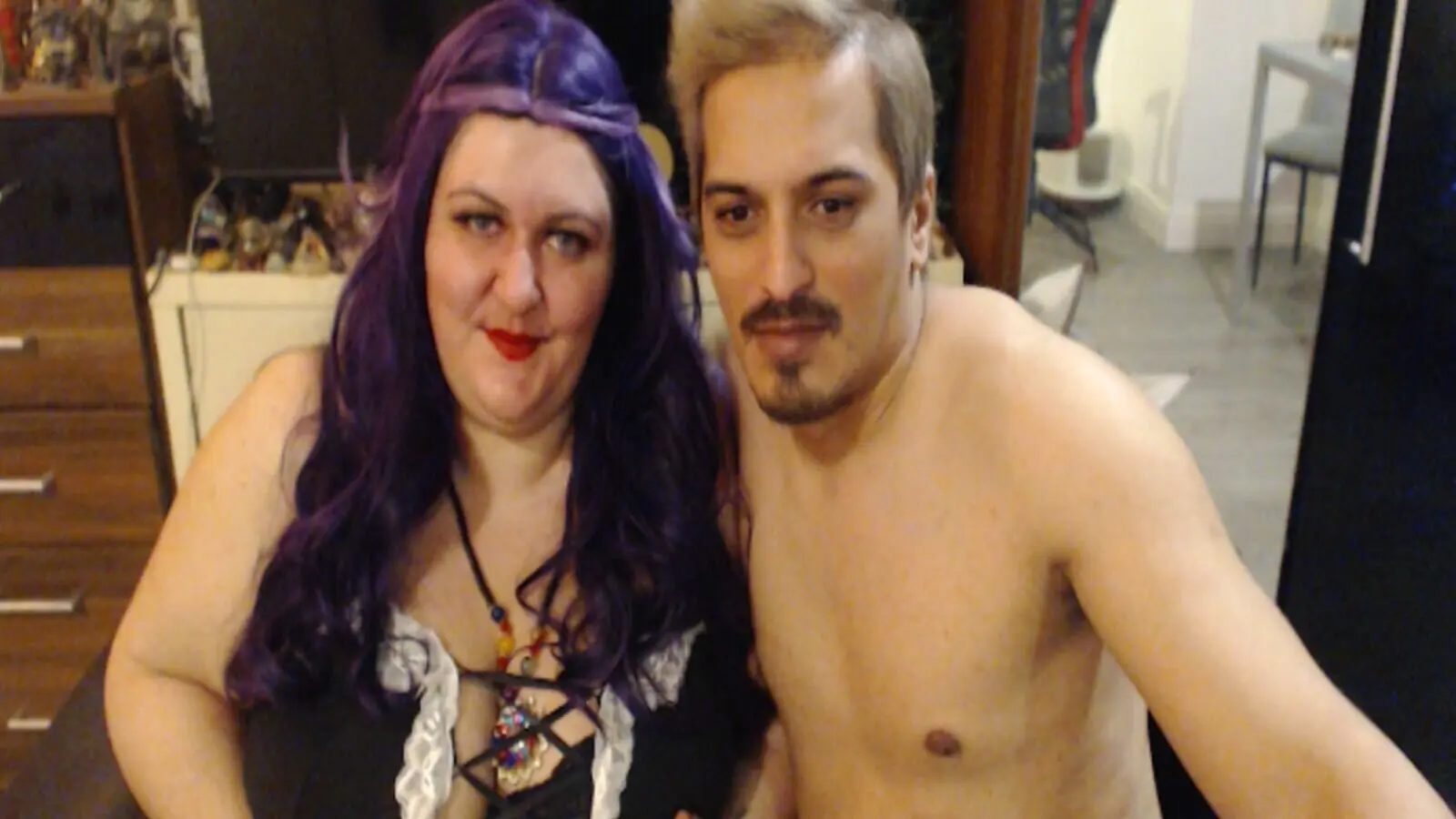 Enter LexyAndRaymond VIP Show