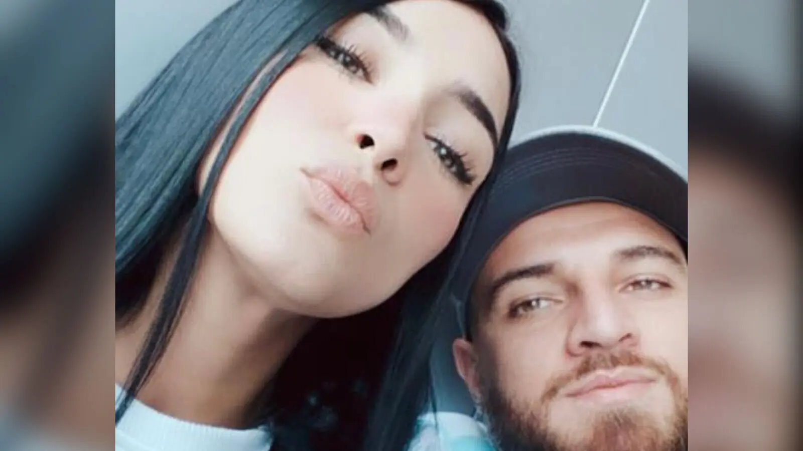 Enter SethAndVero VIP Show