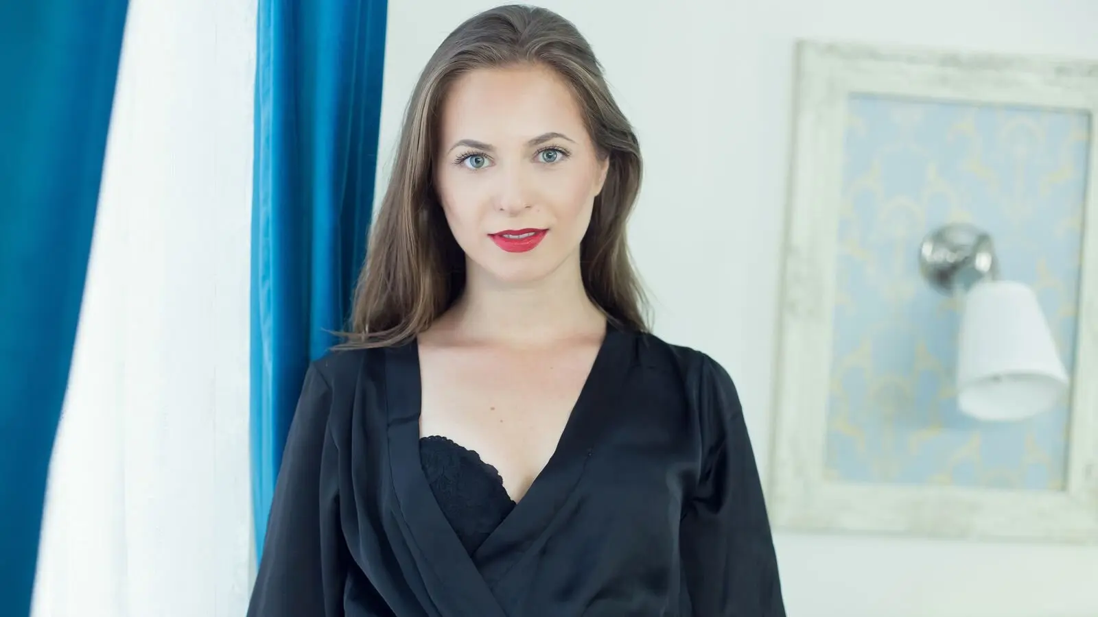 Enter DevelinDevi VIP Show