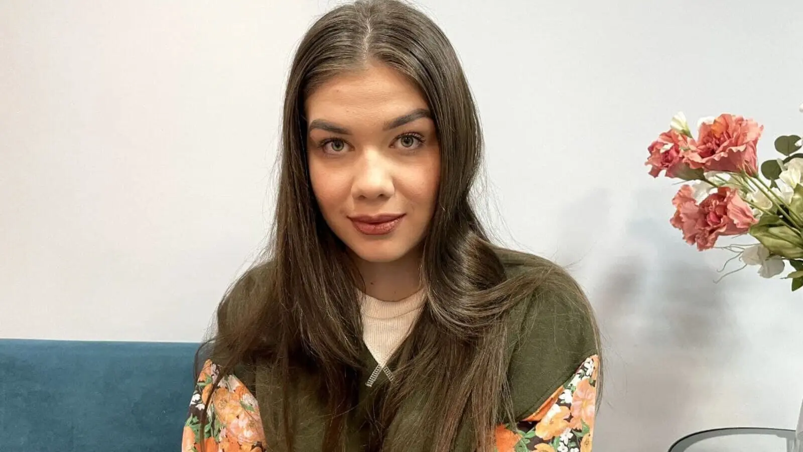 Enter DianaSmithy VIP Show