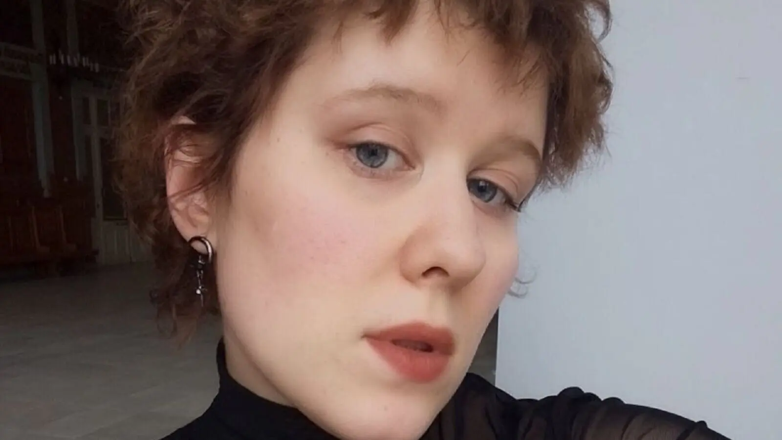 Enter EveleenBrown VIP Show