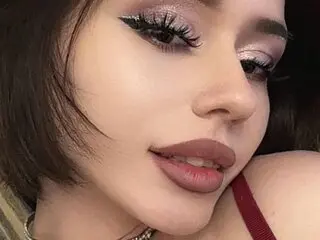 Enter KimmieMoon VIP Show