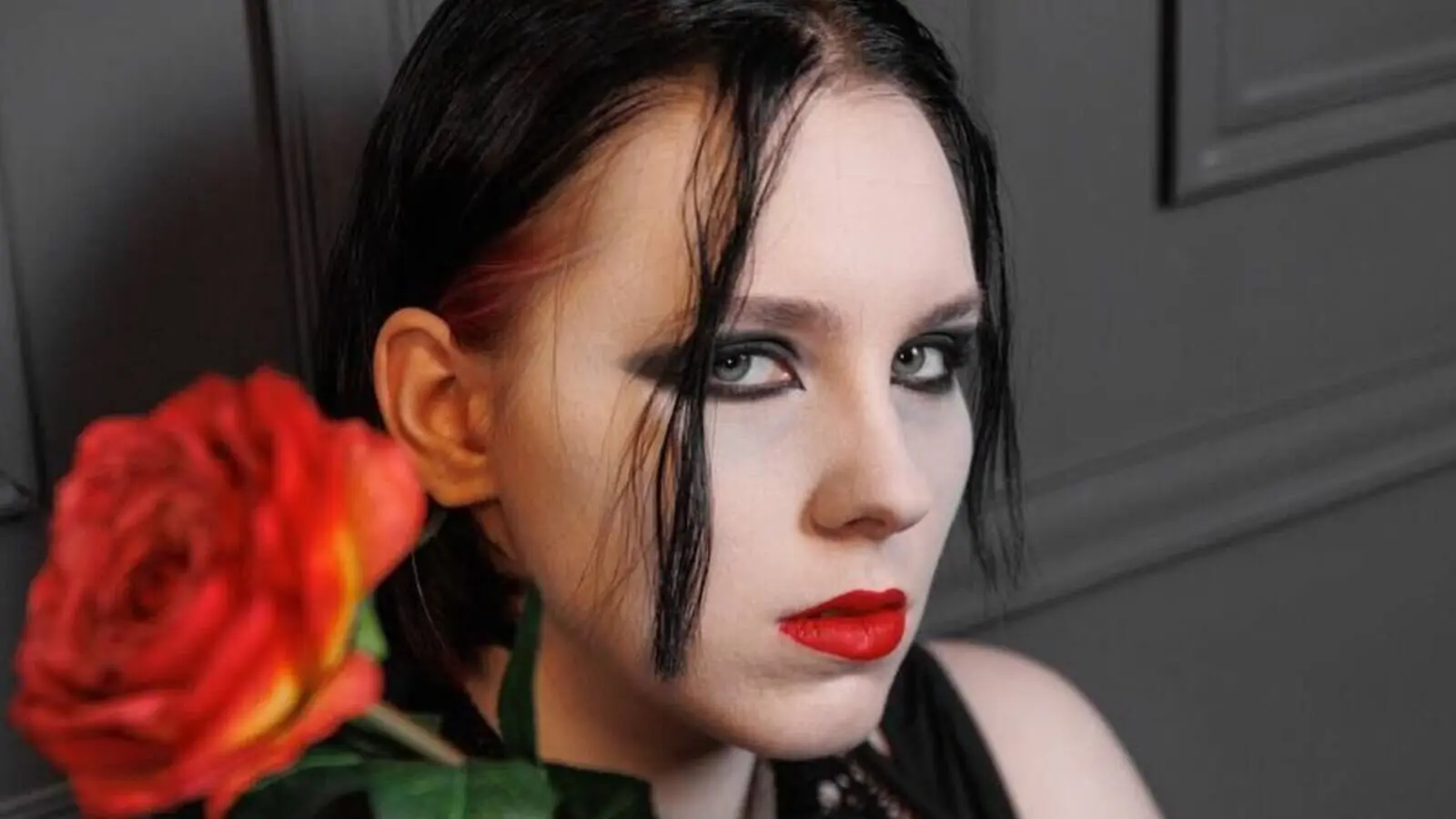 Enter MaryLe VIP Show