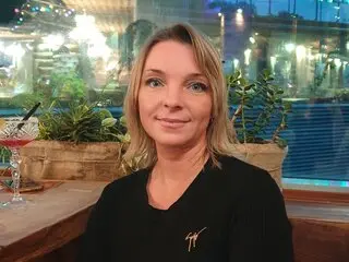 Enter ReginaBlueyes VIP Show