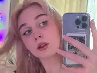 Enter SusanBev VIP Show