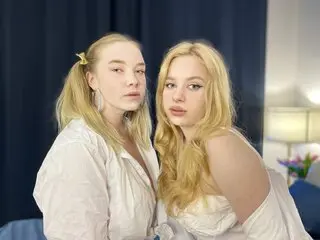 Enter EmilyandAlyse VIP Show