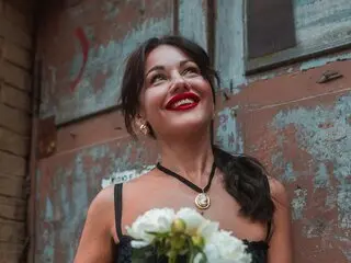 Enter MalenaFernandes VIP Show