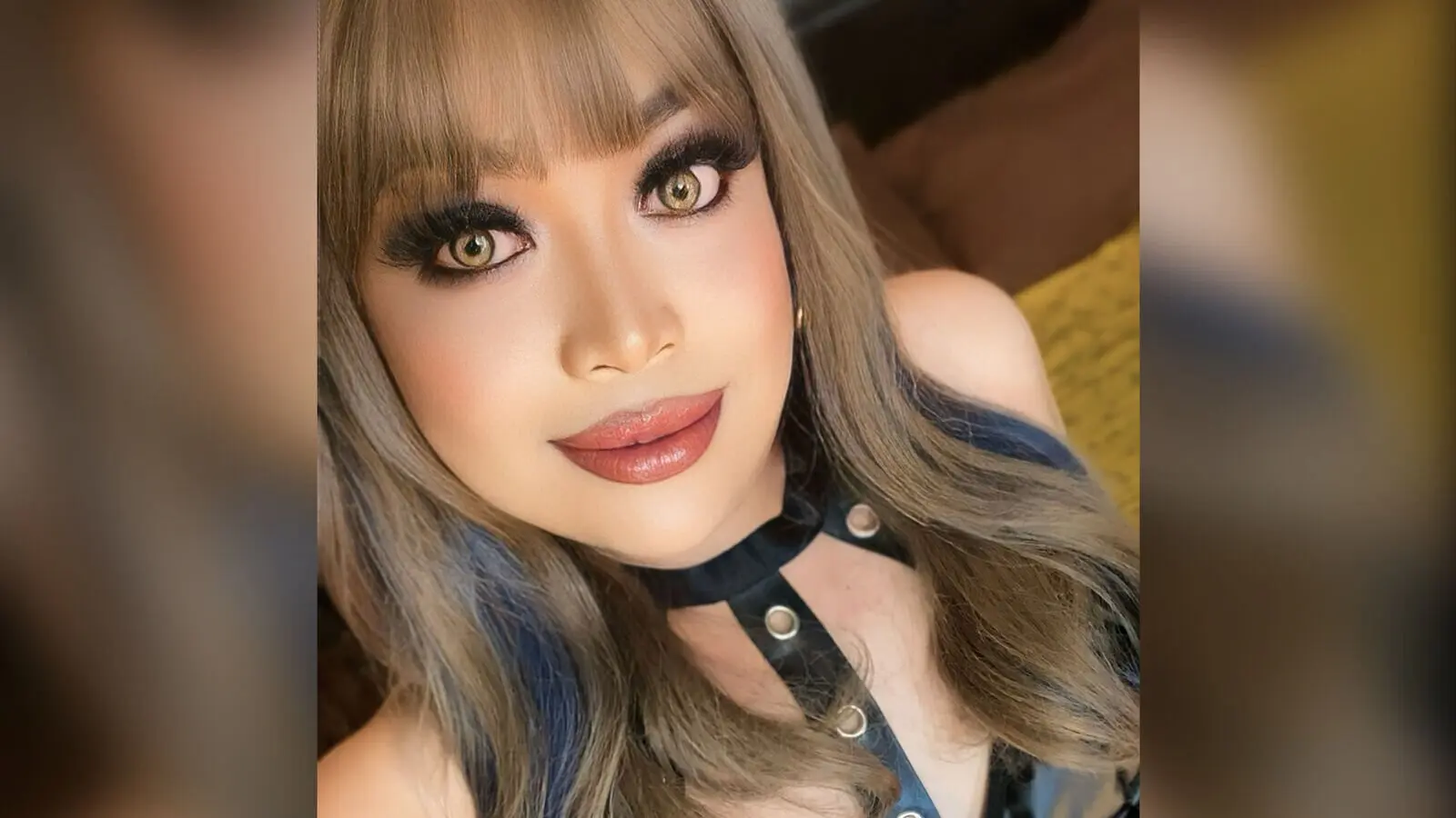 Enter SashaCullens VIP Show